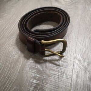 Eddie Bauer Men's Size 40 Dark Brown Leather Belt with Brass Buckle